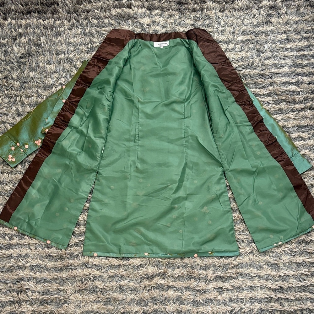 New ! Silk Elegant Green Embroidered Floral Women's Coat, Size S - Picture 8 of 10